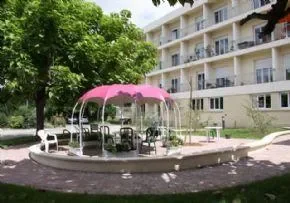 Maison De Retraite Clairval - Maison de retraite / EHPAD à Reyrieux