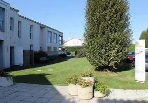 Residence La Pierre Rose - Maison de retraite / EHPAD à Saint-Pierre-du-Chemin