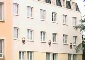 Le Parc Du Donjon - Maison de retraite / EHPAD à Houilles