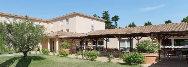 Residence Les Baux Du Roy - Maison de retraite / EHPAD à Maussane-les-Alpilles