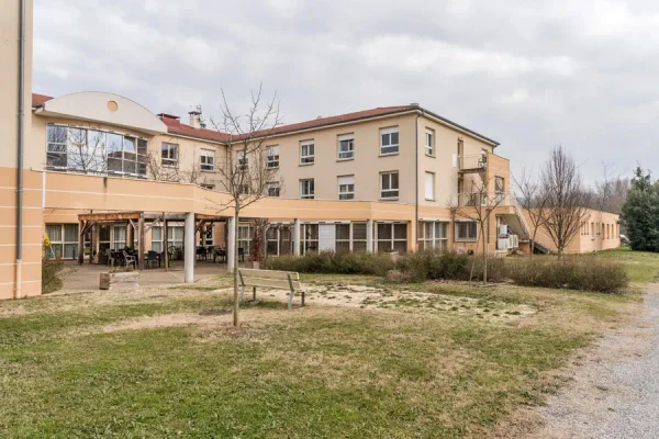 EHPAD Les Hirondelles de la Galaure - Maison de retraite / EHPAD à Châteauneuf-de-Galaure