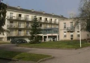 Maison De Retraite Val De Meuse - Maison de retraite / EHPAD à Neufchâteau