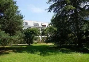 Résidence Domitys Carnot - Résidence Services Seniors à Bourg-la-Reine