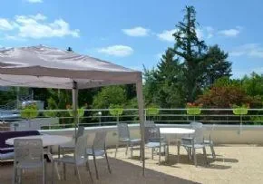 Ehpad Le Colombier - Résidence Services Seniors à Puy-Guillaume