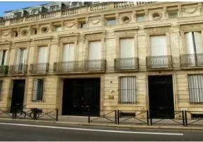 Résidence Les Hespérides Longchamps - Résidence Services Seniors à Bordeaux