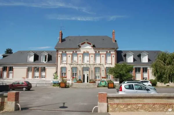 Maison De Retraite La Chanterelle - Maison de retraite / EHPAD à Coullons