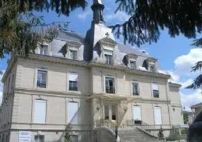 Hopital Geriatrique De L'Isle Adam   Fondation Chantepie Mancier - Maison de retraite / EHPAD à L'Isle-Adam