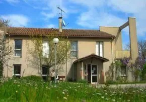 Residence Le Coustil Hebergement Temporaire - Maison de retraite / EHPAD à Salles