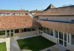 Ehpad Gamby - Maison de retraite / EHPAD à Villebois-Lavalette