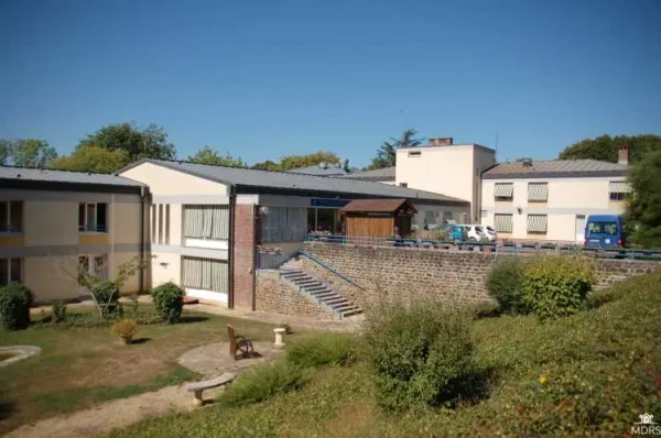 Residence Gandrille En Bel Air - Maison de retraite / EHPAD à Saint-Sauveur-en-Puisaye
