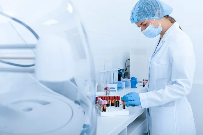La FDA autorise un nouveau test sanguin pour diagnostiquer Alzheimer