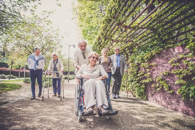 PLFSS 2025 : ce qui concerne les personnes âgées