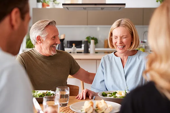 5 raisons de s’installer en résidence seniors