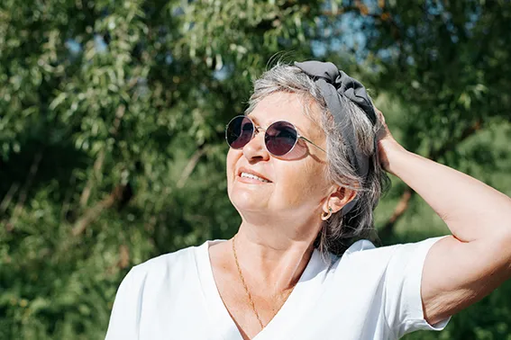 Canicule et personnes âgées : quels dangers et quelles précautions ?