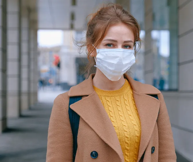 Amende et responsabilité collective: le port du masque devient obligatoire dès ce lundi.