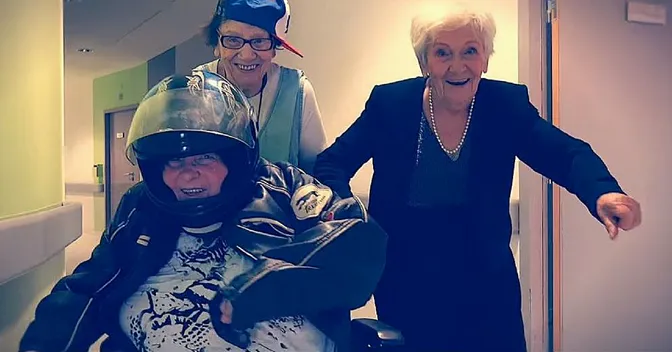 Quand les résidentes font leur show !