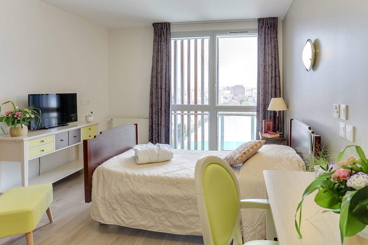 Maison De Retraite Jean Rostand Chatenay Malabry Ehpad Résidence Médicis - Asnieres-sur-seine : Maison de retraite | Booking  Seniors